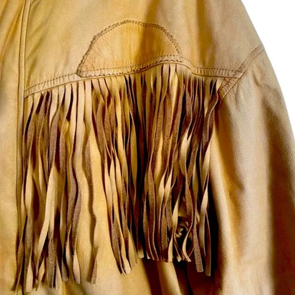 VINTAGE Men’s Winlit Suede Fringe Jacket - Picture 7 of 10